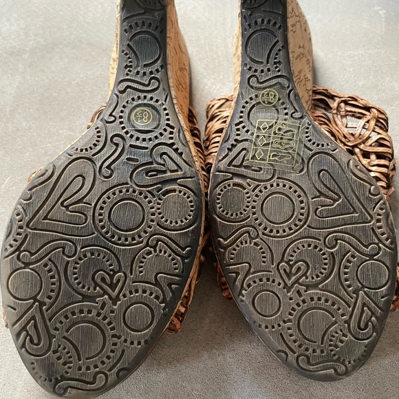 Henry Ferrera Slip On Cork Wedge Platform Sandals Tan 3” Heel Womens Size 8.5. - Picture 4 of 4